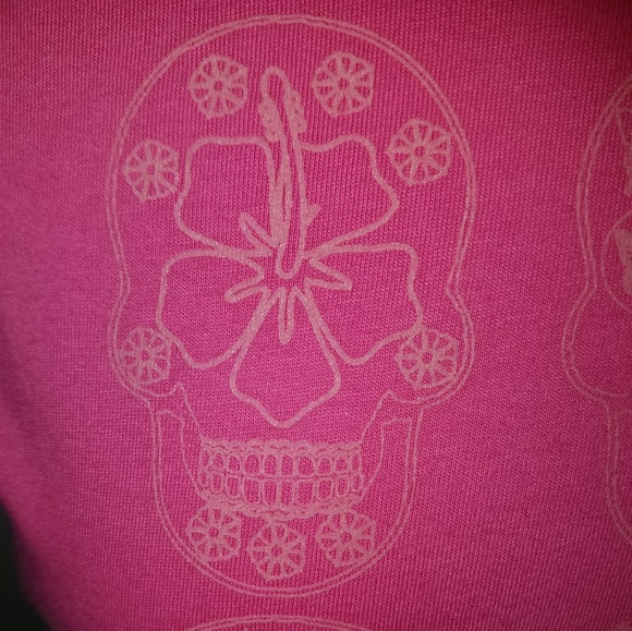 Sugar skulls that glow in the dark by Glowees - Picture 5 of 8